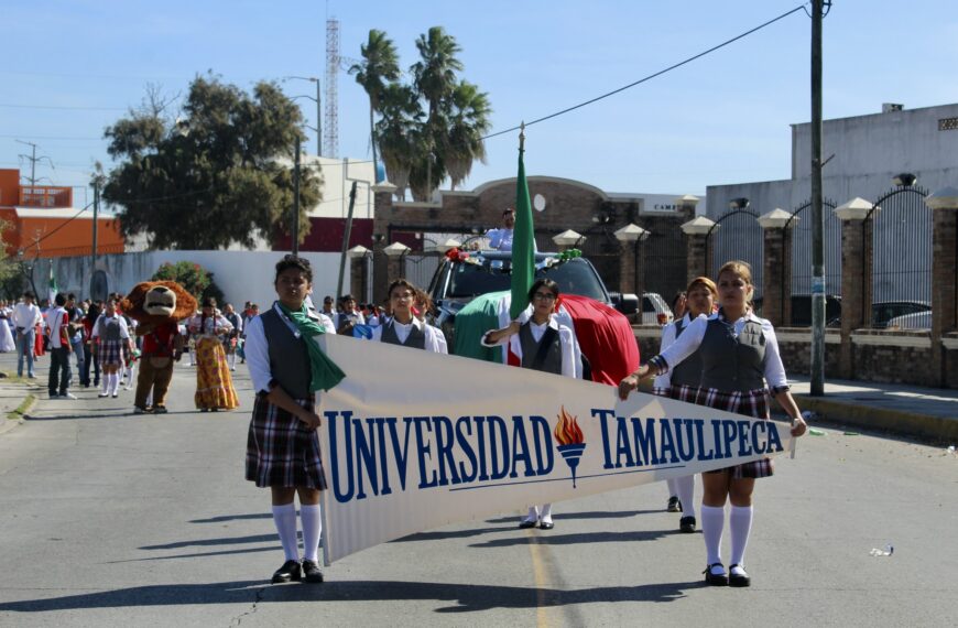 Desfile Conmemoración del…