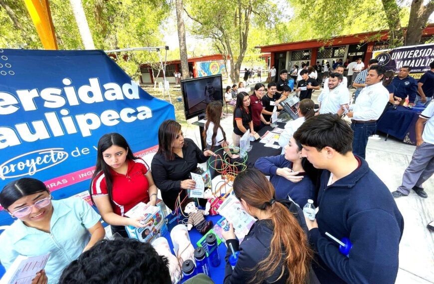 Universidad Tamaulipeca presente&hellip;
