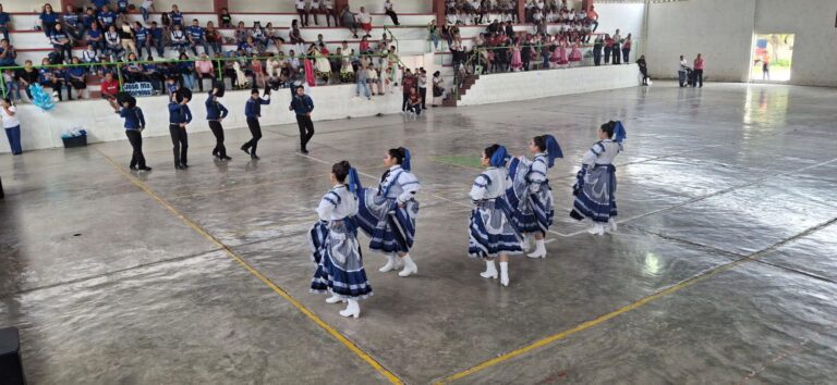 Primer Concurso de Danza Folclórica Grupal: Celebración de Cultura y Tradición