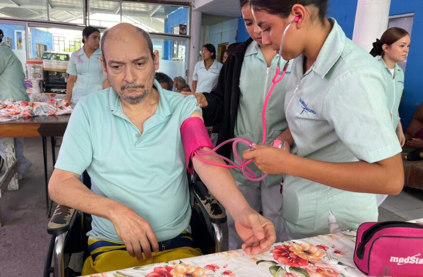 Estudiantes realizan visita&hellip;