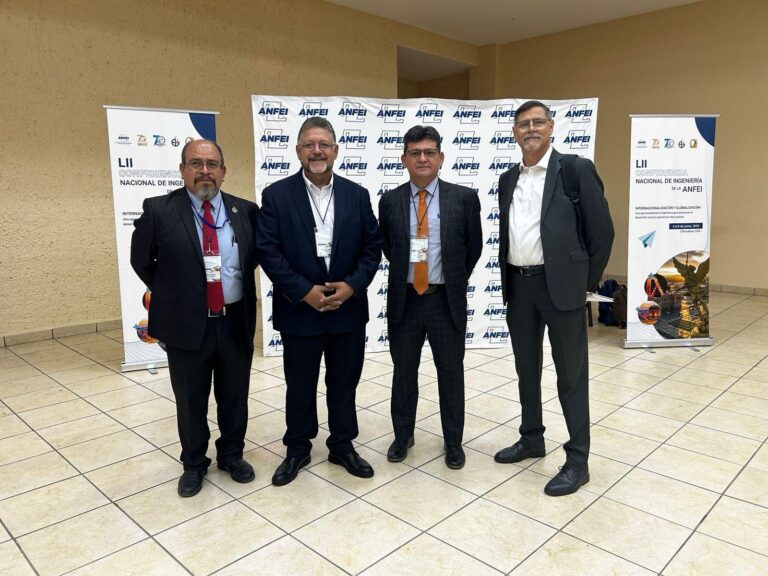 Nuestro director del área de ingeniería Dr. Pedro Campa Presente en la LII Conferencia Nacional de la ANFEI.
