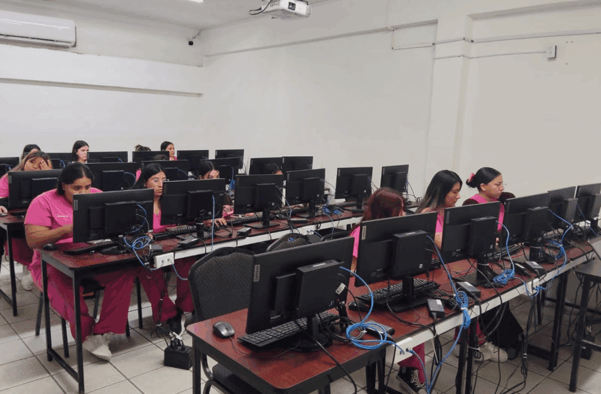 Explorando herramientas digitales&hellip;