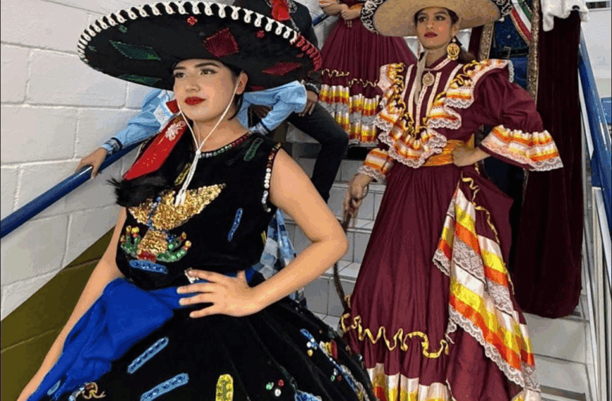  Celebrando la Independencia:&hellip;