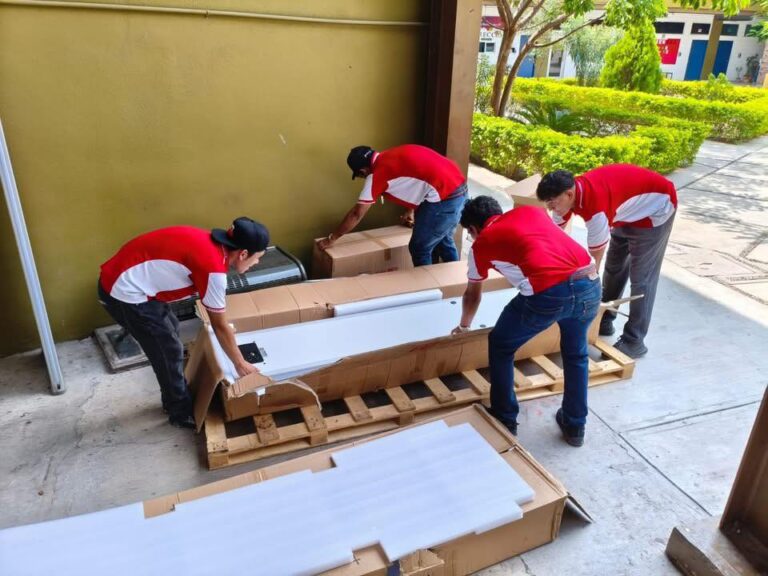 Alumnos de Mecatrónica Fortalecen el Sistema de Control de Accesos en la Universidad Tamaulipeca