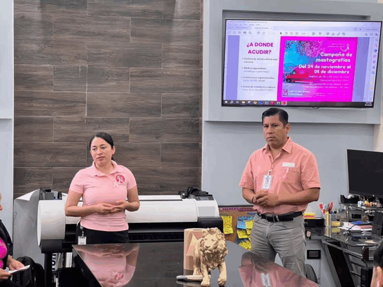 Universidad Tamaulipeca promueve la concientización sobre el Cáncer de Mama en la empresa Holtmont Río Bravo