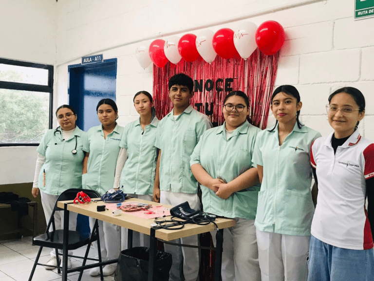 Jornada educativa de promoción y prevención de la salud en Enfermería